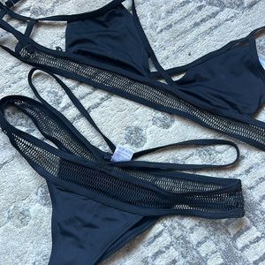 Women’s bathing suit